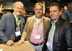 Jos de Wit (Global Fresh Trade International) met Bert Westera (Sweet Fruits) en Albert den Braven, Zoutewelle