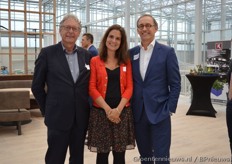 Nick van den Berg en Sharon Janmaat-Bouw, Gemeente Rotterdam met Gerard Zwartkruis, Rabobank Rotterdam