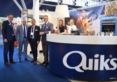 Frietjes waarbij de schil ook meegebakken wordt, is het bewijs dat Quick de hele aardappel gebruikt. Er waren veel fans te vinden bij de stand van Quick's Potato Products en het hele team poseerde met Peter Hoogendoorn, Wim Paans, Thorsten Arnold, Maria Hoeflaken, Jurriaan Oudejans, Kees van der Burg