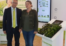 Rob van der Meer (Maan BioBased Products) and Daphne Bronkhorst (Klasmann Deilmann) shared a booth.