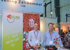 Jack van Wijk en Jan Willem Tolhoek van Veiling Zaltbommel. De veiling waar korte lijnen en persoonlijk contact met teler en koper vanzelfsprekend is. De 101 jarige veiling kenmerkt zich door een aanbod aan zomerfruit en hardfruit.