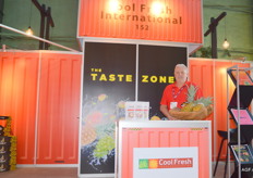 Nic Jooste van Cool Fresh International is blij met de Bon Sweet Select Ananas. Een Ready to Eat ananas uit Costa Rica die verkocht wordt aan groentespeciaalzaken en retailers die gaan voor kwaliteit.