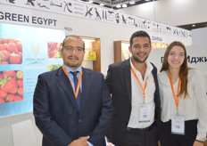 Green Egypt, Khalid Shaker, Mahmoud Keshk en een tolk. Producent en exporteur van grean beans, chili pepper, uien, knoflook, druiven en aardbeien. Alles wordt verpakt in 4 eigen pakstations en geëxporteerd naar Europa waaronder de UK. In Rusland worden supermarkten beleverd.