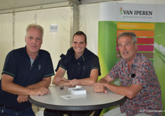 Ronnie van Maldegem, Christiaan Maljaars en Jan van Vugt in de stand van Van Iperen