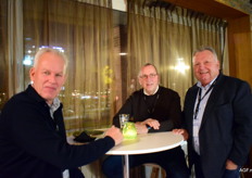 Green Specialties Holland’s Adrie van den Einden aan tafel met Jakova’s Hans van Kemenade en Fruitmasters’ Hans Sengers